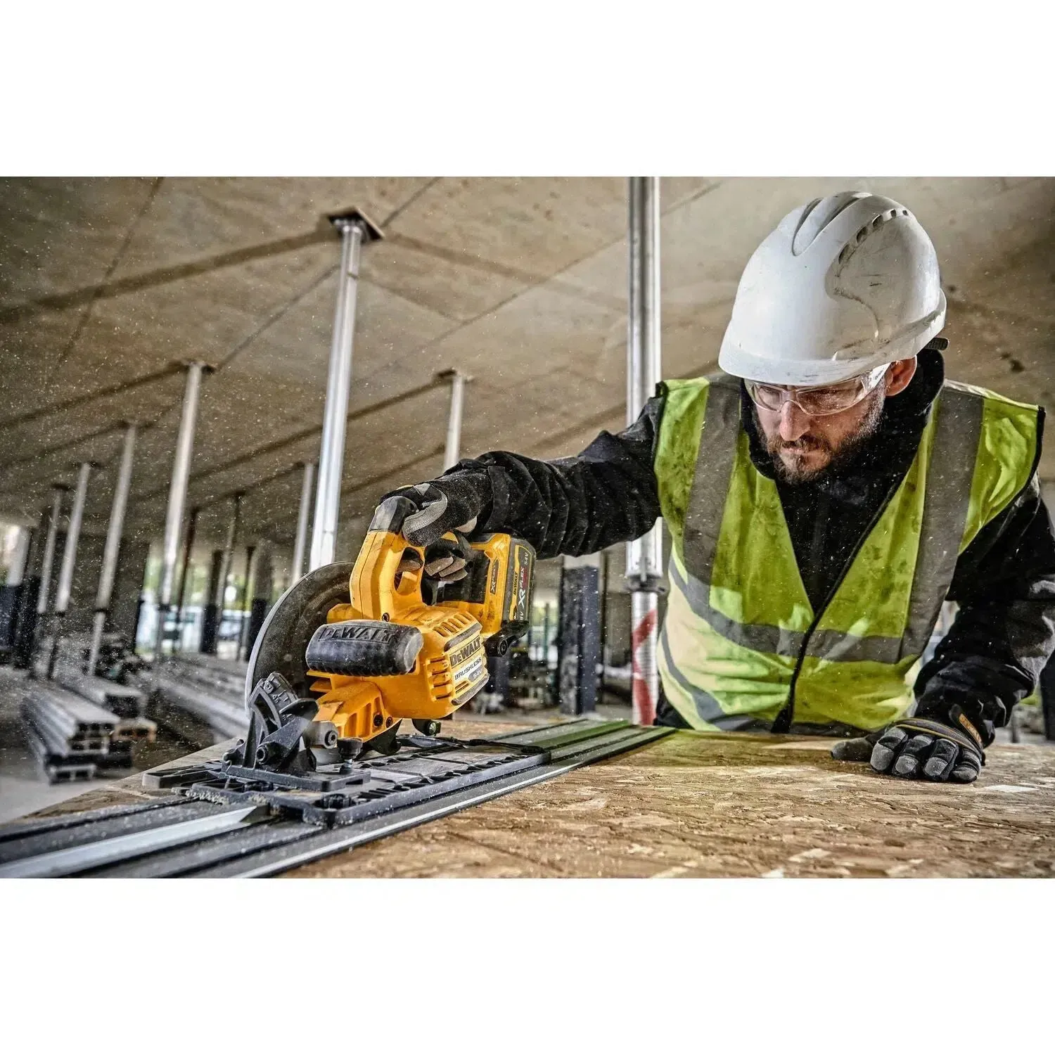 DeWALT DCS579NT XR FlexVolt Accu Cirkelzaag 190mm 54V Basic Body in TSTAK