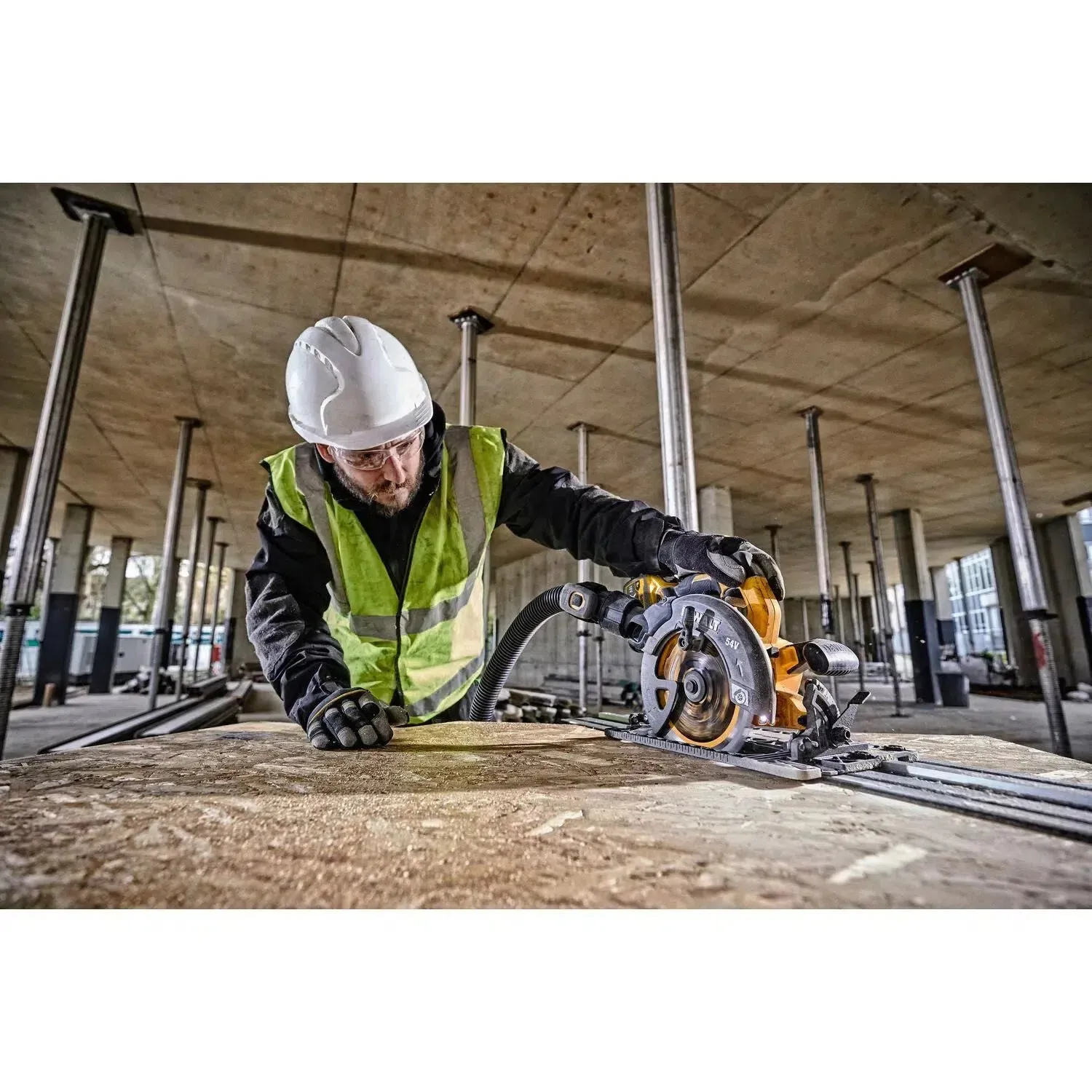DeWALT DCS579NT XR FlexVolt Accu Cirkelzaag 190mm 54V Basic Body in TSTAK
